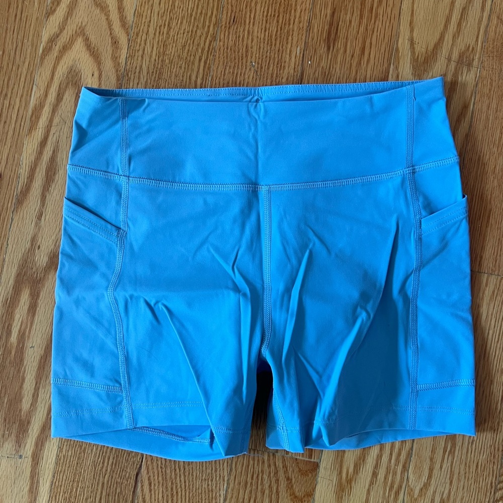 Outdoor Voices Superform 3.5” Shorts size M